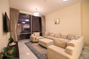 Brown Stone - Canal View Five Star Residence
